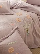 高級感ある立体的な花柄デザインの牛乳のような柔らかさの寝具セット【厚手・保温・両面フリース】（セットアップ対応）