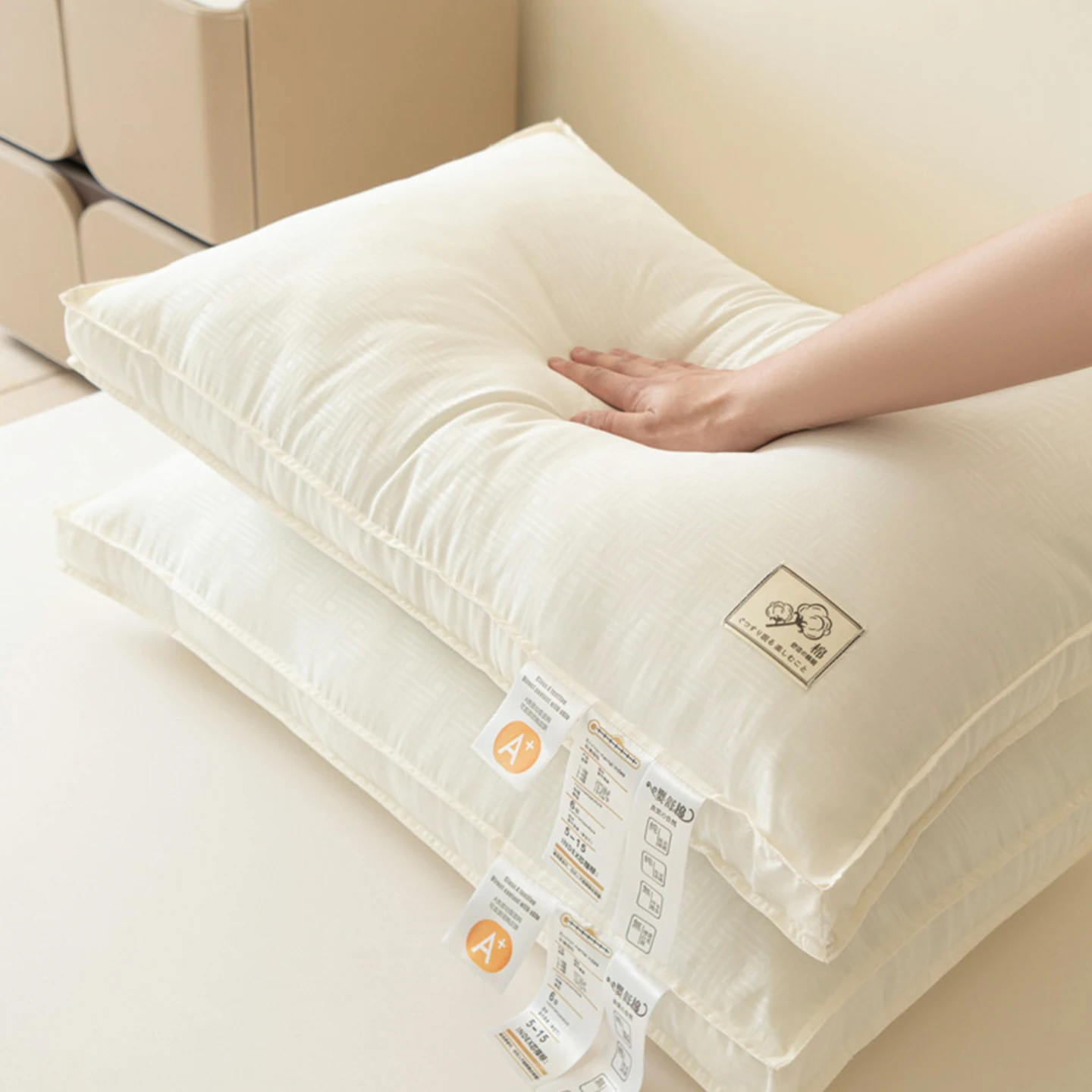 低い枕が本当に体に良いの？学生時代の睡眠を変える1つの秘密