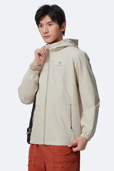 Camel 撥水加工のフード付きジャケット【春夏用・アウトドア・シンプルデザイン】
