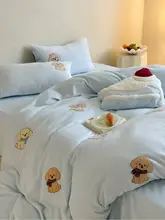 冬季用 牛乳のようなクリーム色のコットン毛布【カートゥーン刺繍・防静電気・暖かい】（セットアップ対応）