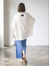 オーバーサイズバットウィング袖ケープTシャツ【前短後長・ゆったりデザイン】