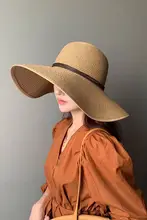 大きな庇付き草帽【夏用・ビーチ・折りたたみ・UVカット・アウトドア用】
