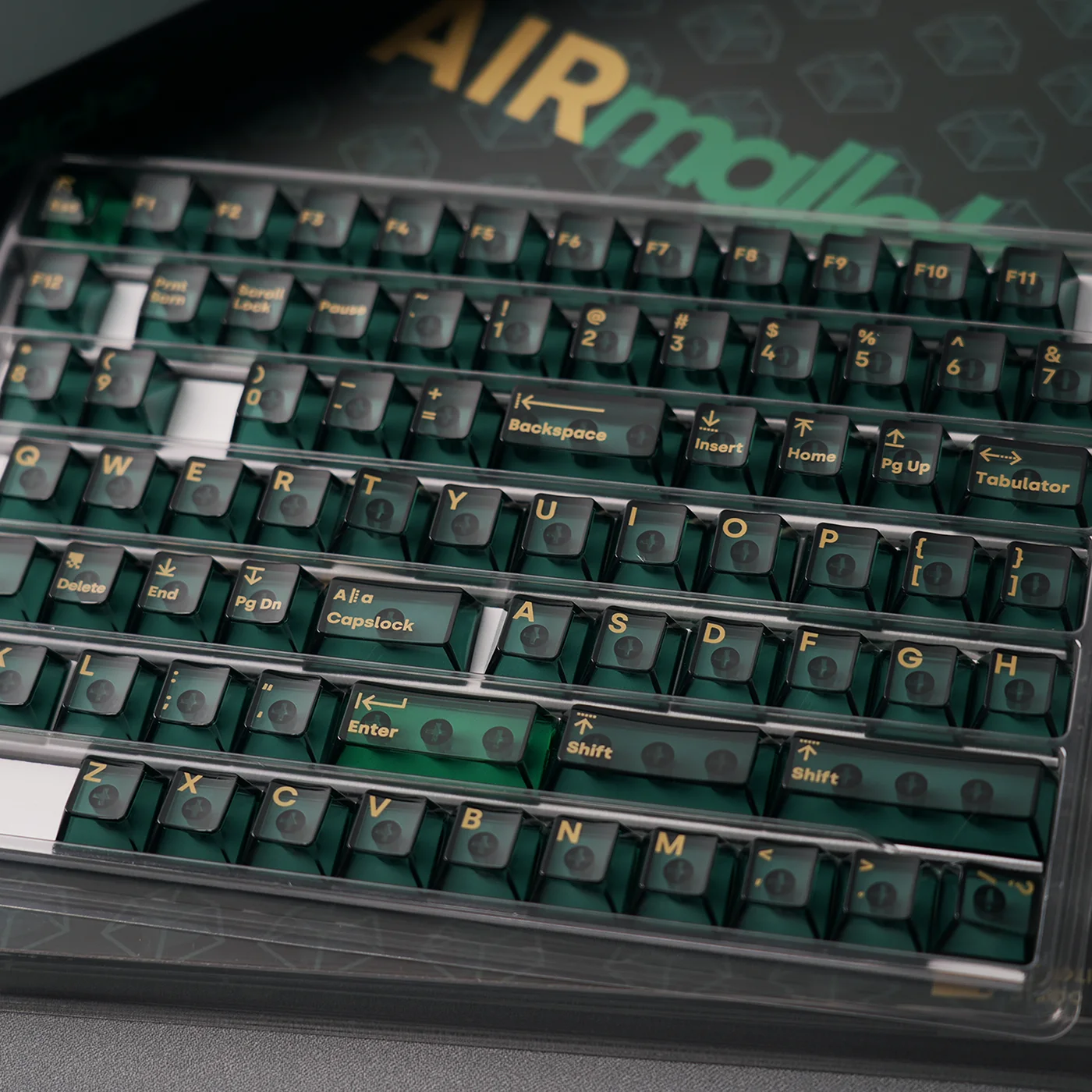 透緑のPCキーボード用キーキャップ：自作PCで安価なキーの選択肢