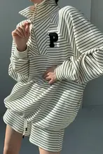 ストライプデザインのゆったりとしたトレーナーとショートパンツ【春秋対応・女性用・長袖・スポーティ】（セットアップ対応）