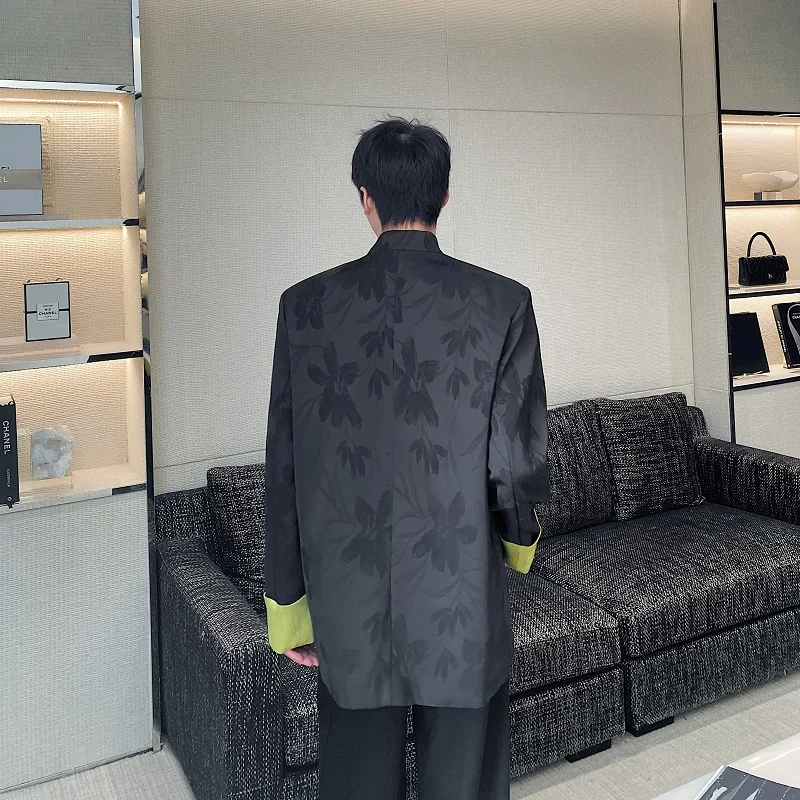 お正月男性の服装はどう選ぶ？スタイリッシュで上品な立襟ジャケットが解決する
