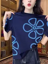 女性用 ゆったりとしたデザインのプリント半袖Tシャツ【スタイリッシュ・普段使いに最適・スリム効果】