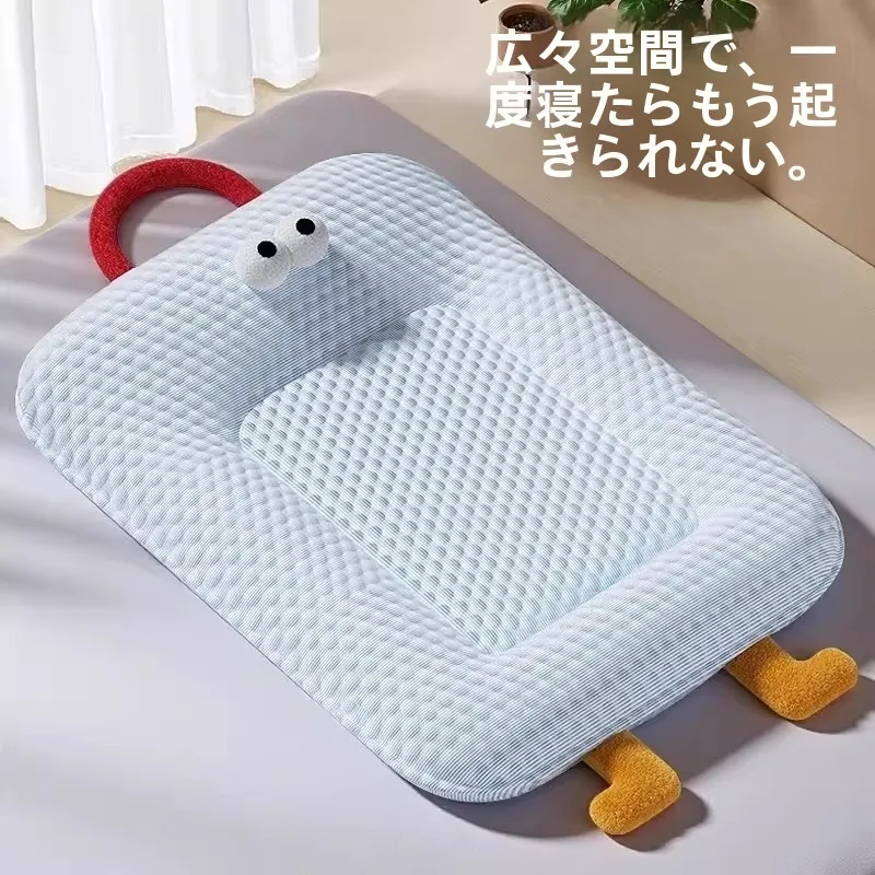 犬のケージに敷くものとしての夏用ベッド：冷却機能と通気性の実証