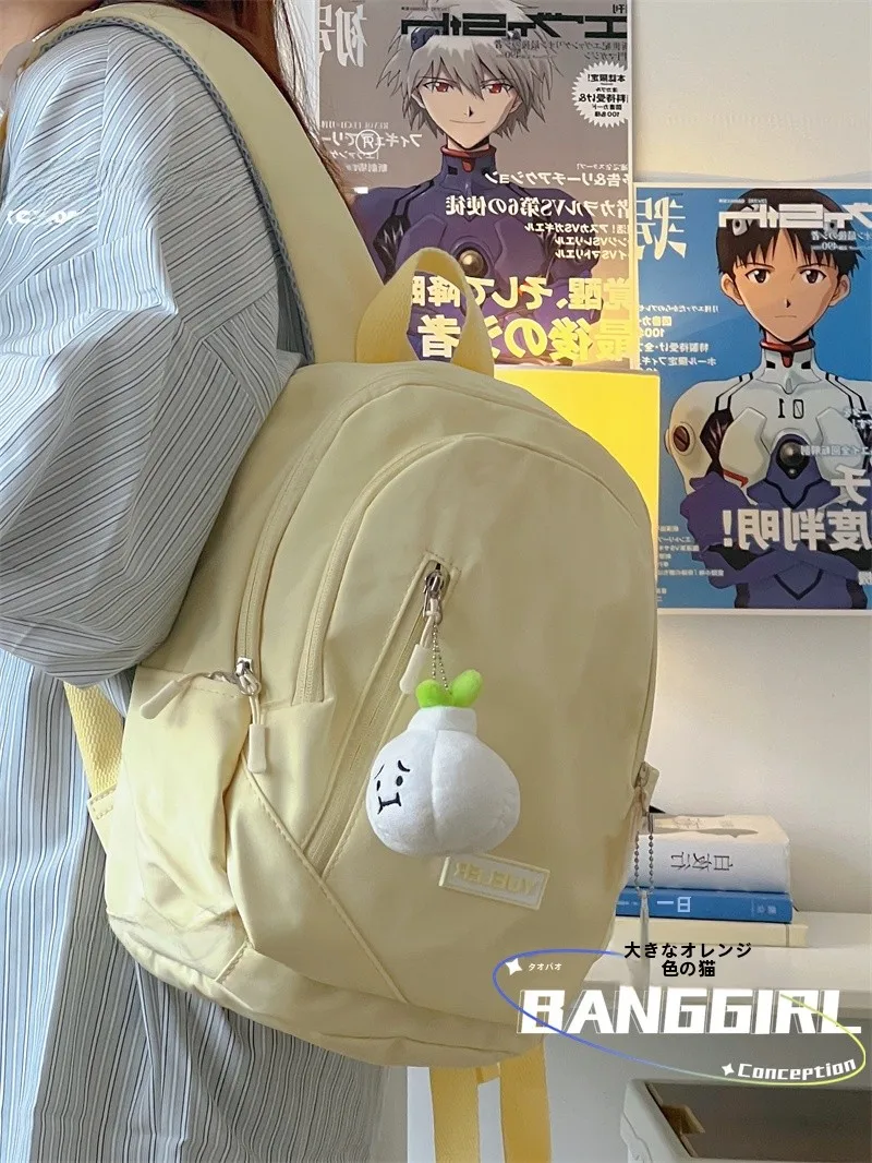 きれいめリュック小さめを選ぶべき理由は？通学・通勤・旅行に最適なミニリュックの選び方
