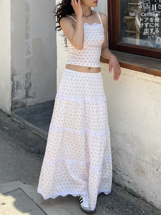 アメリカンビンテージ風 フレアスカート【リゾートスタイル・ウエストゴム・星柄・ドット・ゆったりシルエット】（セットアップ対応）
