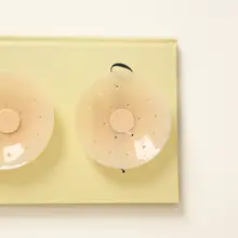隠れたデザインのシリコン乳ゴムパッド【再利用可能・通気性・防凸点】