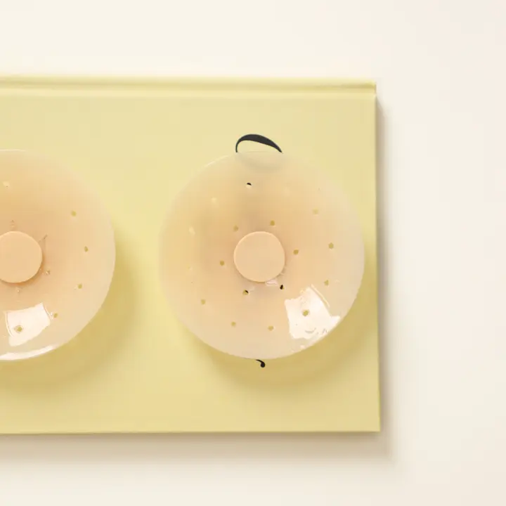 隠れたデザインのシリコン乳ゴムパッド【再利用可能・通気性・防凸点】