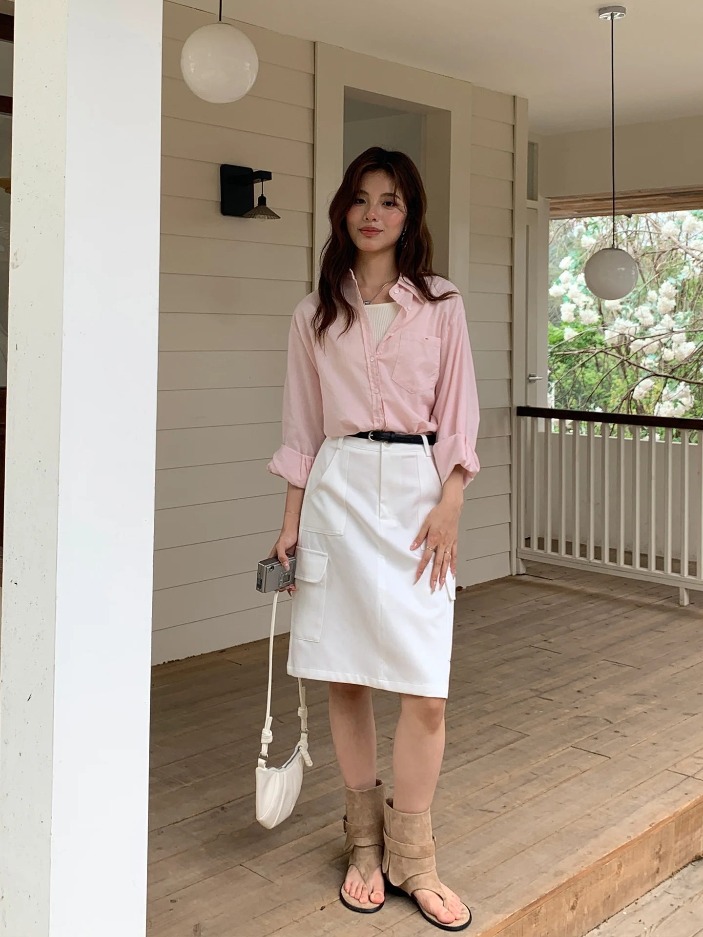 薄手麻素材の女性用長袖日焼け防止シャツ：通気性と親肤性を重視した夏の着用ガイド