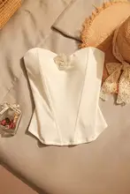 花柄デザインの白色ビスチェ【夏用・胸パッド付き・滑り止めストラップ】