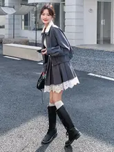 グレーのツイード風ショートジャケットとプリーツスカート【春用・独特で優雅なスタイル】（セットアップ対応）