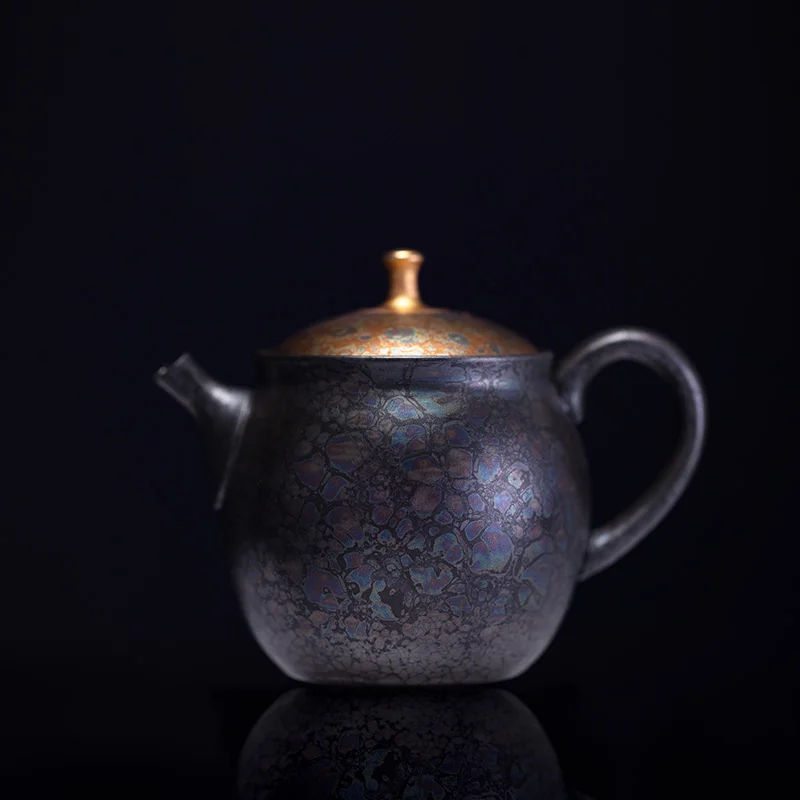 インテリアに合う茶器を選ぶとき、どうやって「心に響くもの」を見つけるの？