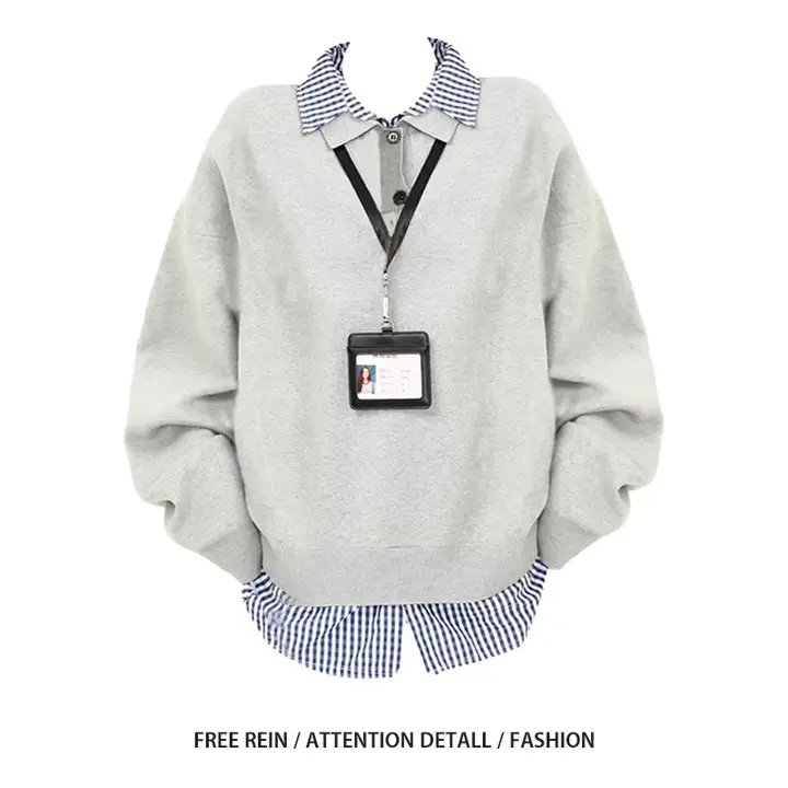 チェック柄シャツとセパレート風フード付きスウェット【春秋用・ゆったりデザイン】