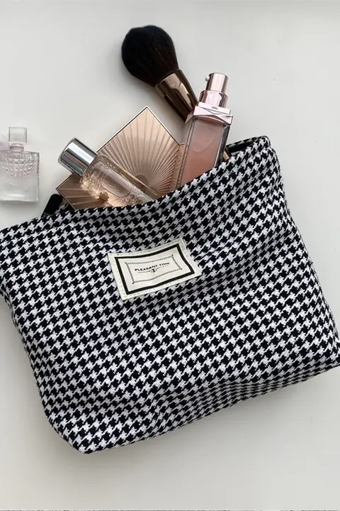 大容量 おしゃれな化粧ポーチ【小白兔・千鳥格子・女性用・軽量・携帯用】