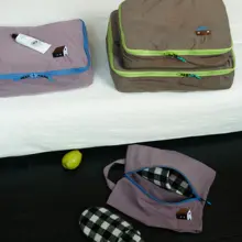 小房子デザインの旅行用収納ポーチ【衣類整理・靴や洗面用具用・携帯便利】（セットアップ対応）