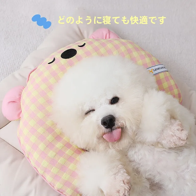 可愛い小型犬用抱き枕：極上の柔らかさと首を支えるデザインの実用性