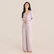 レース付きのルームウェア【春夏用・キャミソール・長袖・長ズボン・胸パッド付き】（セットアップ対応）