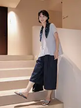 デザイナーによるノスタルジックフラワー柄の純綿ニットTシャツ【夏用・短袖・高低差デザイン・少数派ファッション】