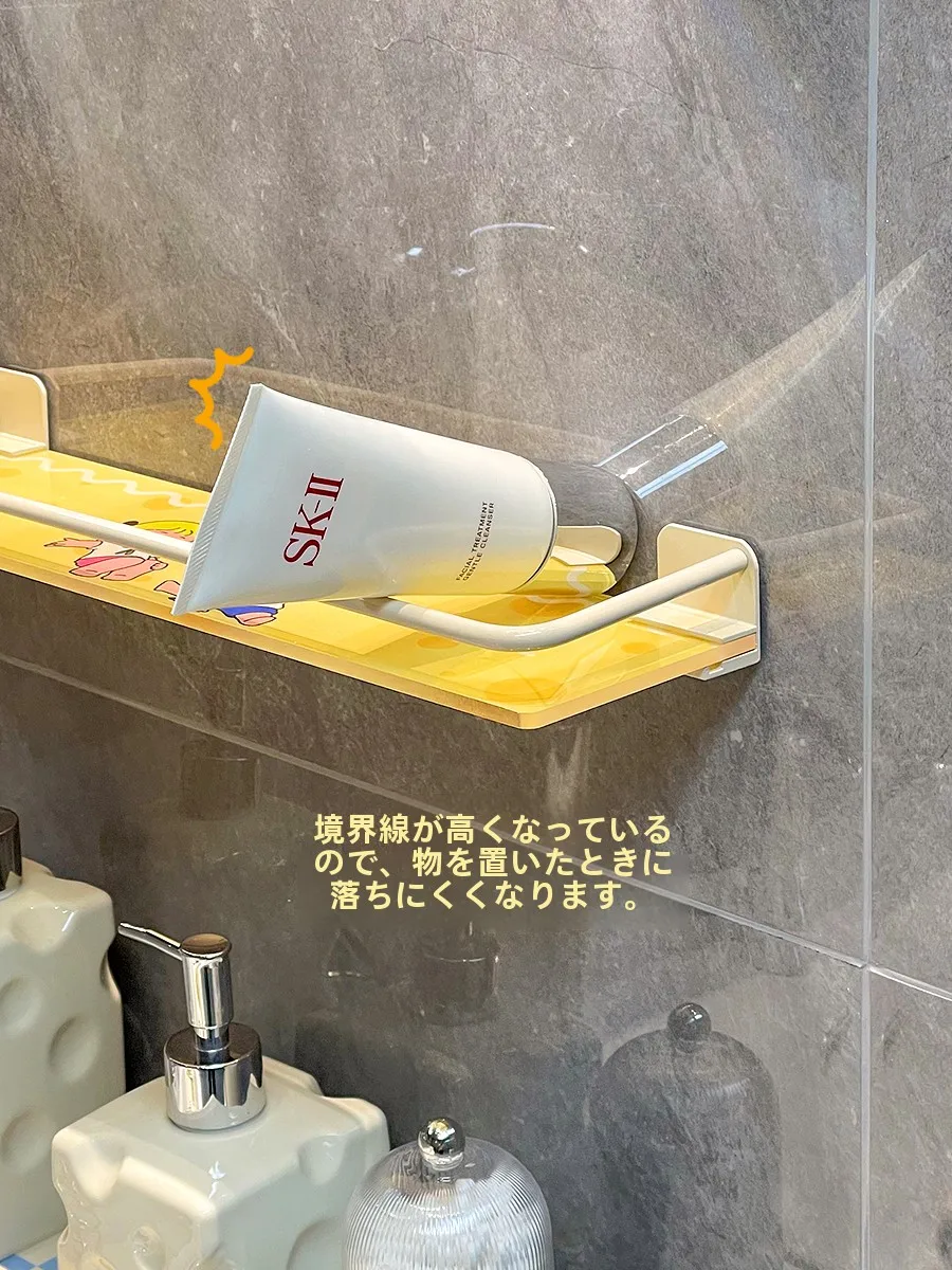 壁掛けトイレ上置きラック：穴あけ不要で多機能収納を実現