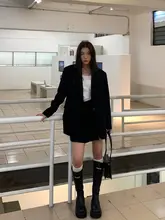 ブラックカジュアルジャケット【韓国風・フィット・春用】