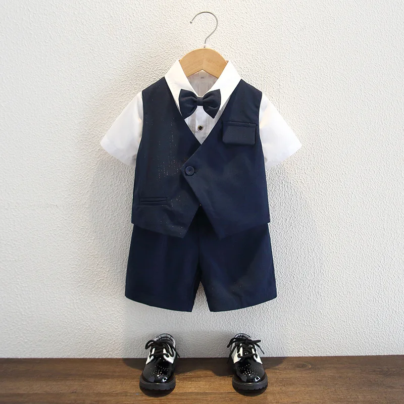 入園式の服装選びで迷うなら、この1着で解決できる？