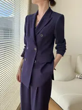 洗練されたデザインの女性用スーツ【職場向け・カジュアル・秋冬向け】（セットアップ対応）