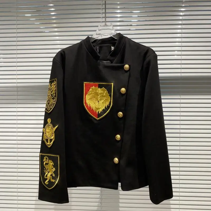 イギリス風刺繍デザイン長袖海軍ジャケット：通勤風の日常着としての実用性とデザイン価値