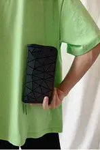 個性的なダイヤモンドパターンの財布【クールなホログラフィック・男性用・長財布】