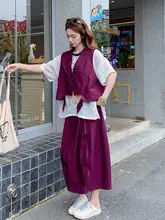 カジュアルでおしゃれな工装風　ア sleevelessトップスとスカートの夏用コーディネート（セットアップ対応）