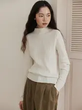 高級ウールニットタートルネックセーター【90%ウール・10%カシミヤ・スリムフィット・柔らかい】