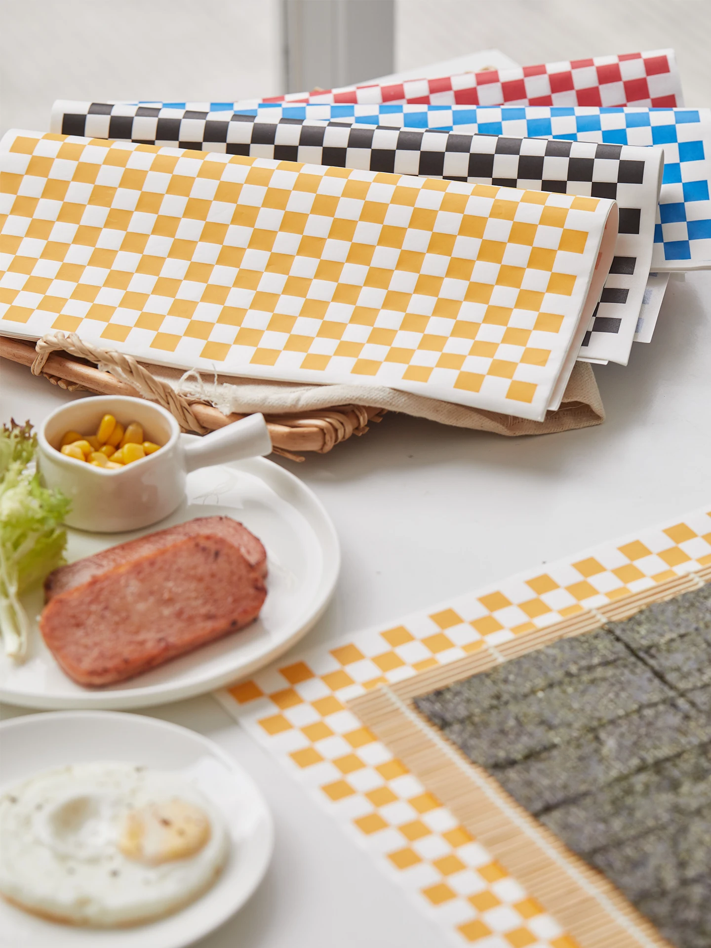 ハンバーガー包装紙を選ぶべき理由は？レトロなチェックが意外に優秀な理由を解説