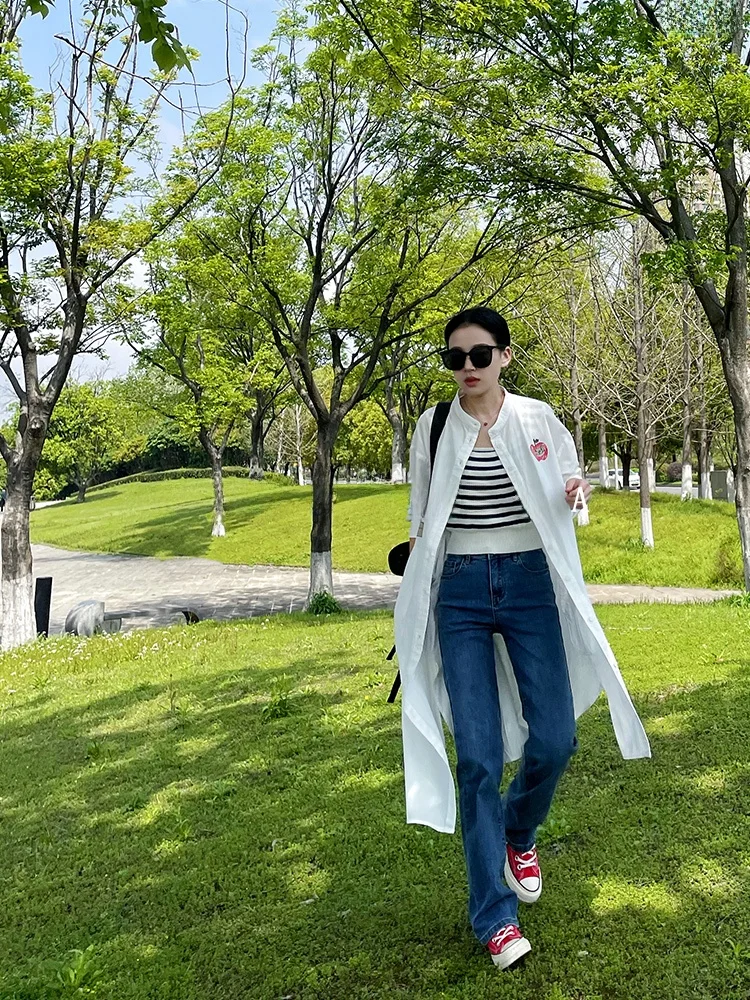 韓国系ファッションの定番アイテム：レトロハイウエストストレートデニムパンツ