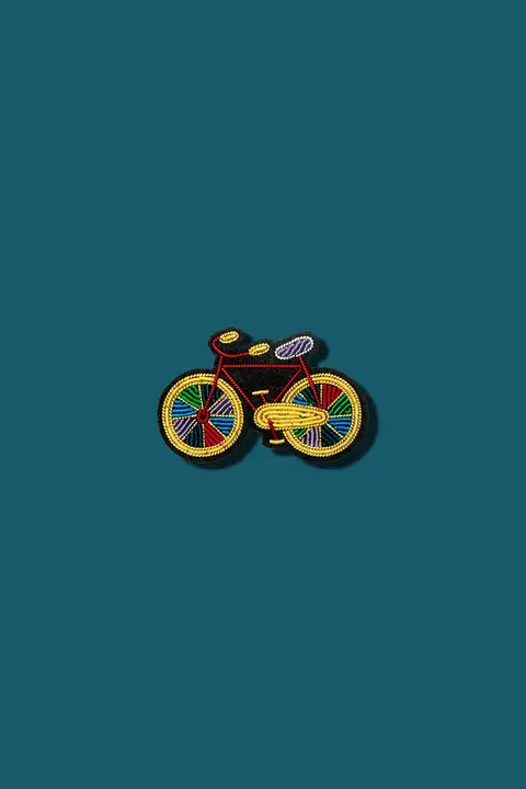 インドシルク製 手刺繍ブローチ【高級感ある自転車デザイン・衣服アクセサリー・女性用】