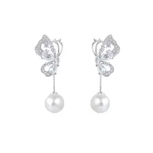 高級感あるジルコニア蝶のパールピアス【エレガントデザイン・ロングスタイル】