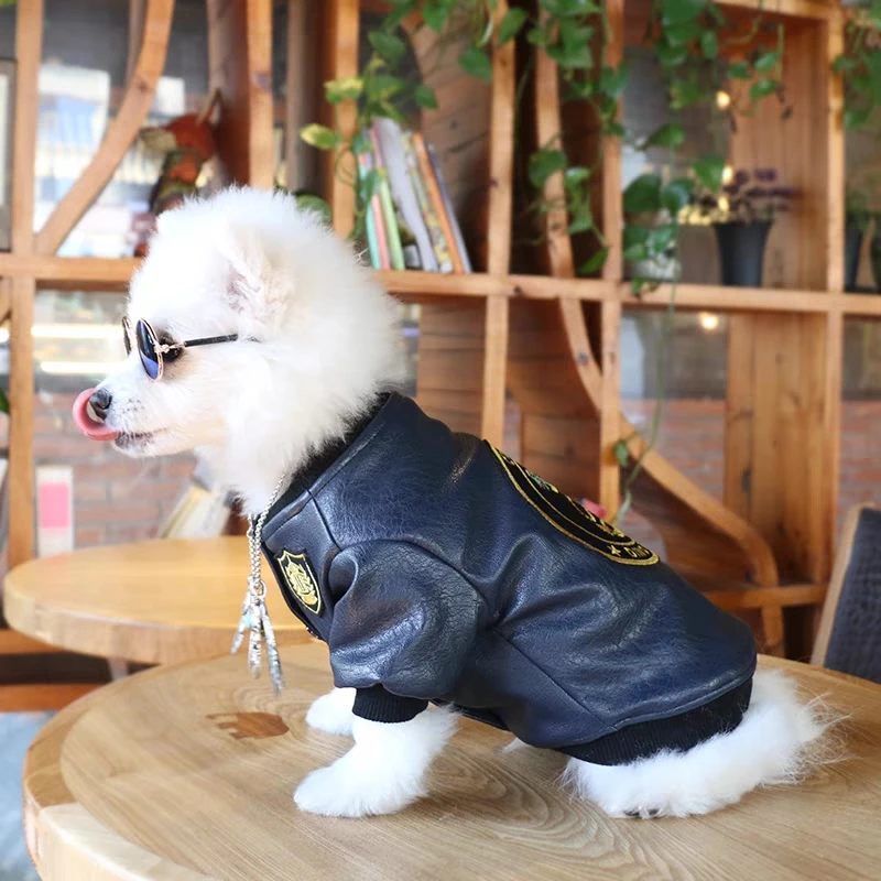 犬用ジャケット ライダーススタイル フリース裏地で冬の寒さを防ぐ