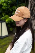 極上の柔らかさのコーデュロイキャップ【男女兼用・深めデザイン・広めつば】