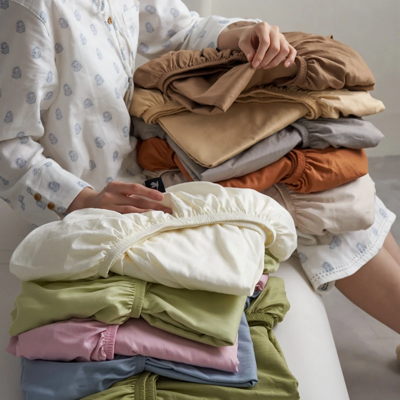 押入れ布団収納に合う、どんなマットレス保護カバーがおすすめ？