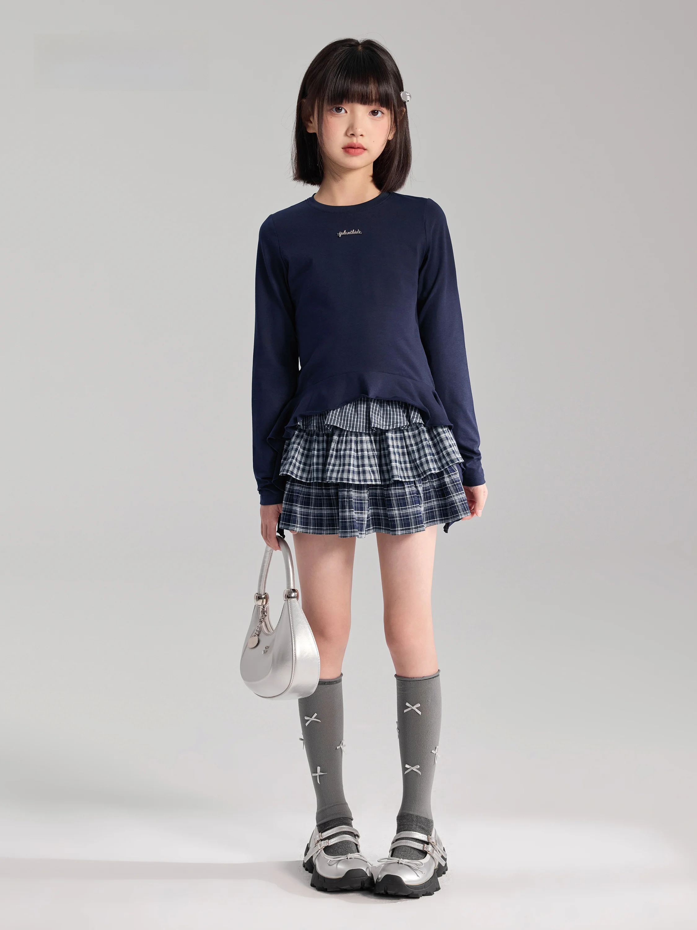 2歳の女の子にぴったりな服は？甘さと通気性のバランスを取ったフリルスカートがおすすめ！