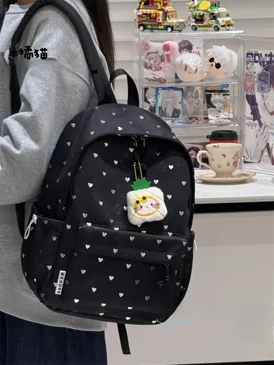 大橘猫デザインのリュックサック【可愛いハート・学生向け・軽量でオールラウンド】