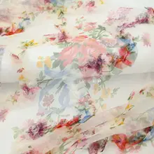 花柄デザインの透明な生地【粉色・水色のプリント・クリームホワイトの立体フリル・ストレッチ網レース】