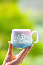 可愛らしい月ウサギデザインの陶器製マグカップ【インテリア・秋の贈り物に最適】