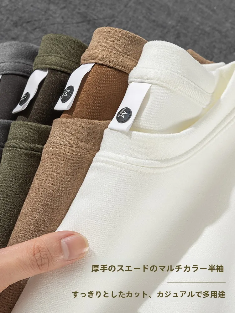 ソフトニットフリースクルーネックTは、本当に夏の1枚として選ばれるべきなのか？