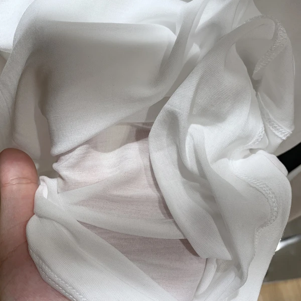 薄手天絲Tシャツと肌着の違い：通気性・厚み・着心地の実測比較