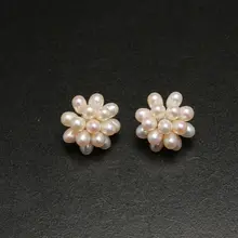天然淡水小米粒パールの花モチーフピアス【軽やかでエレガント】