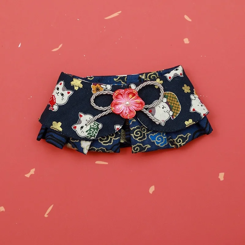猫と犬用新年花柄元宝型ネックカバー：和風祭りデザインで季節を彩るペットアクセサリー