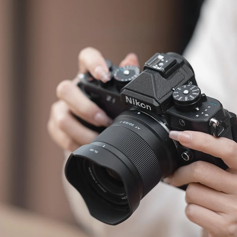 WITARU 20-40mm F2.8 レンズフード：広角から標準まで対応する多用途遮光フードの実用性解析