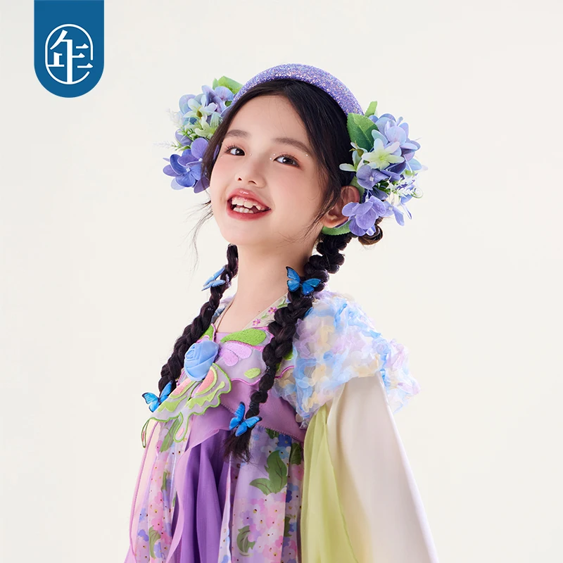 8歳の女の子にあげるプレゼントは、花飾りヘアバンドが今注目されている？